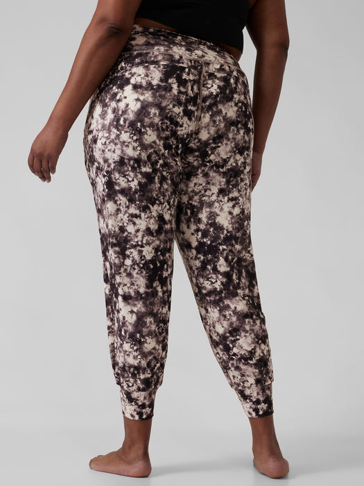 Salutation Printed Jogger - Floral Tie Dye Black