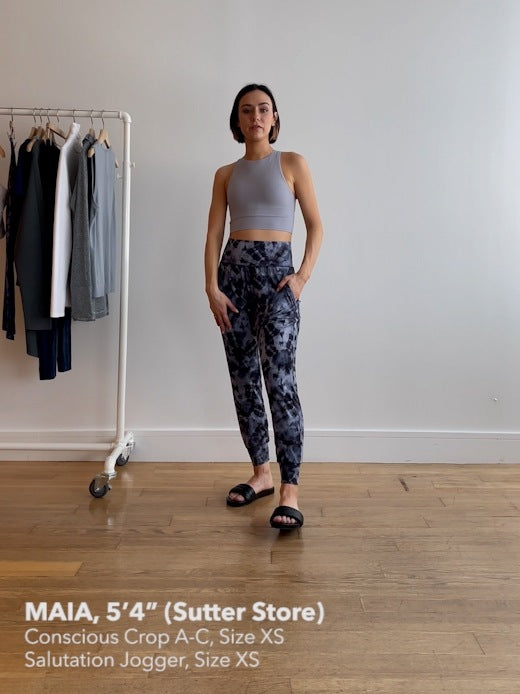 Conscious Crop Bra A&#45C - Electric Fuchsia