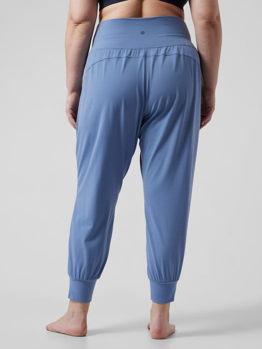 Salutation Jogger - Cottage Blue