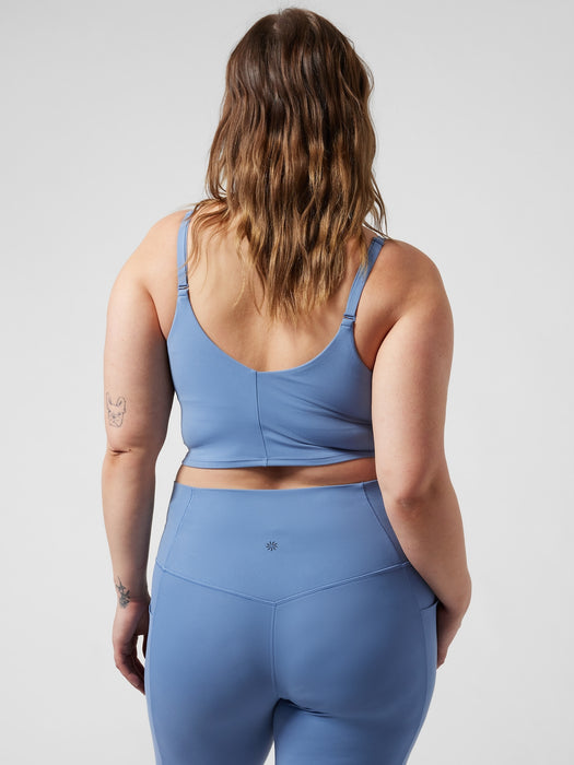 Elation V-Neck Crop D-DD