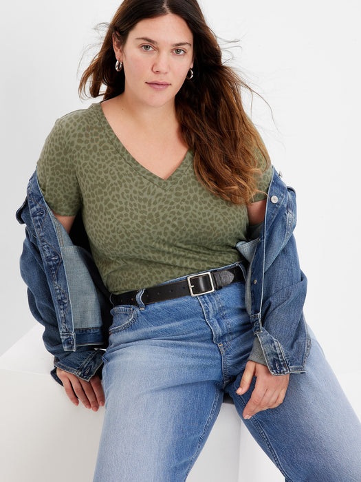 100% Organic Cotton Vintage V-Neck T-Shirt - green leopard print