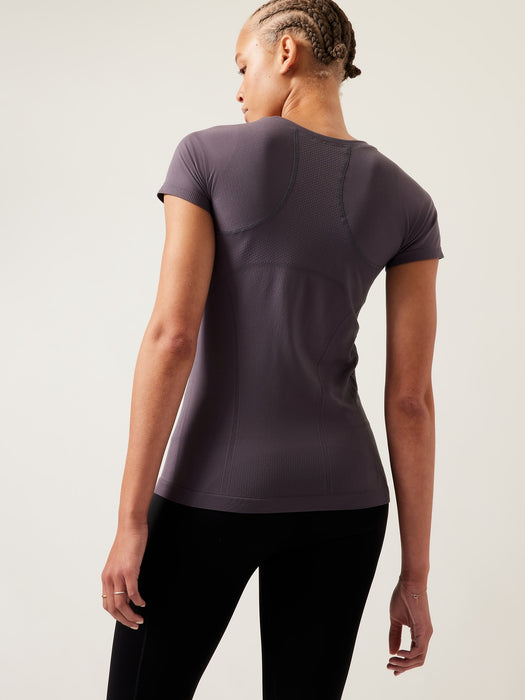 Momentum Seamless Tee