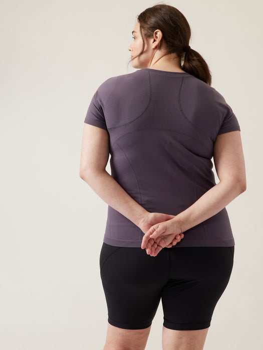 Momentum Seamless Tee